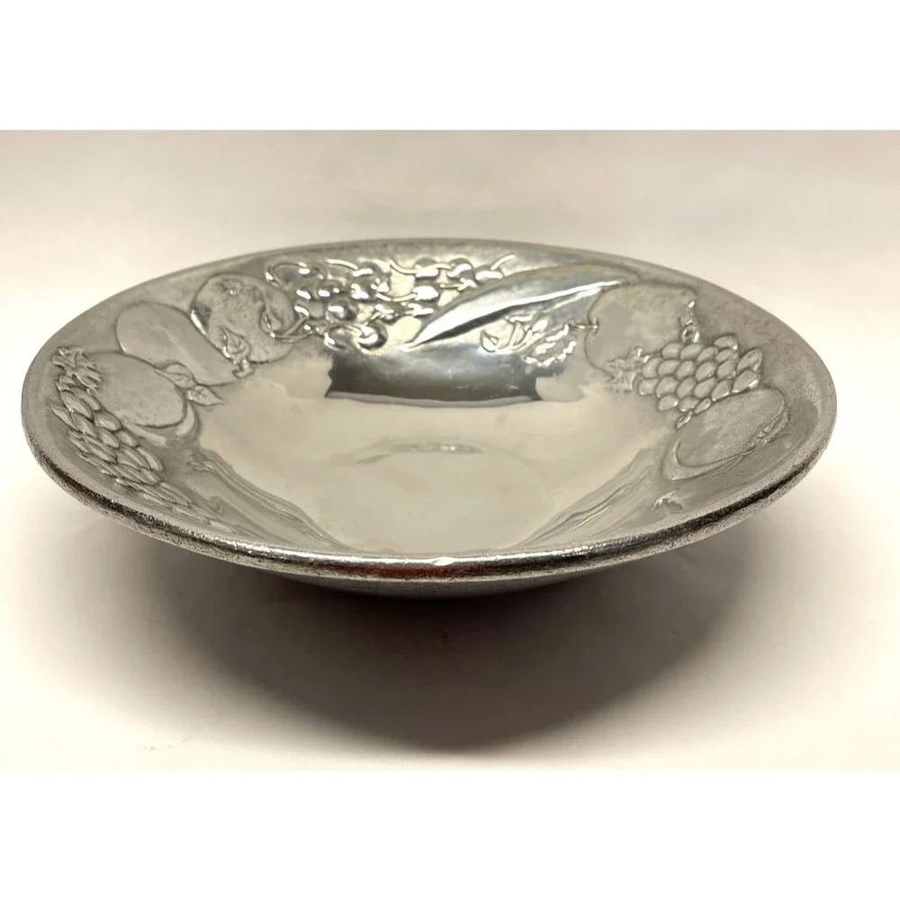 Vintage RWP WILTON Armetale Fruit Pattern Lg Silver Serving/Salad Bowl 12.5